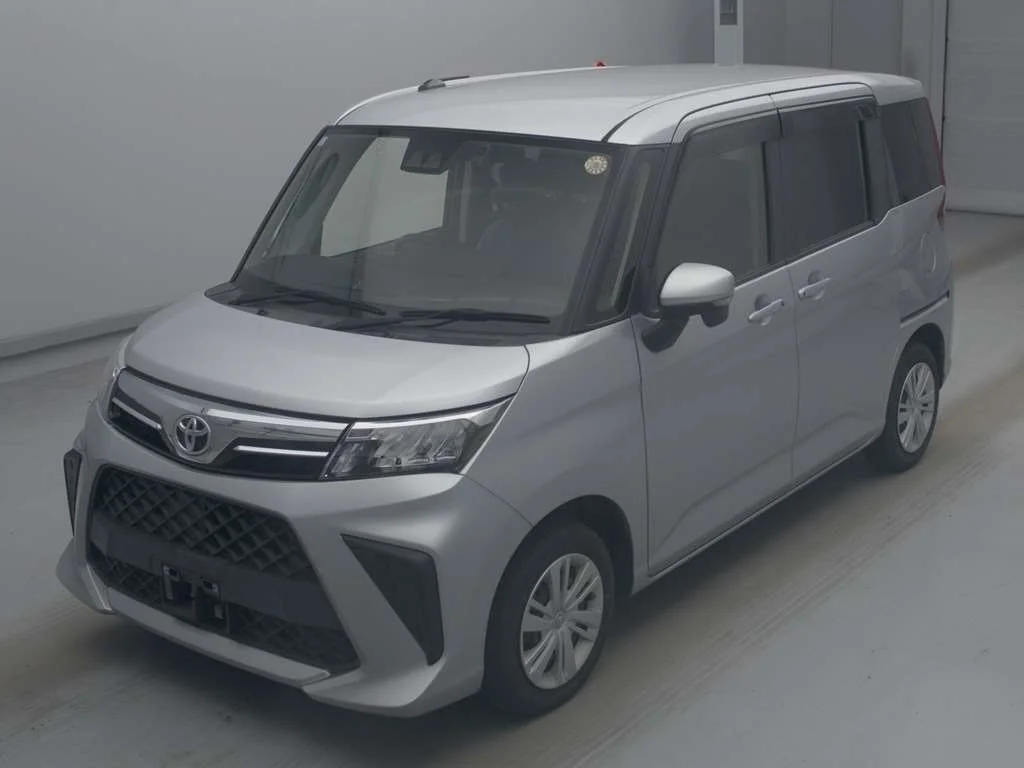 Toyota Roomy M900A 2021