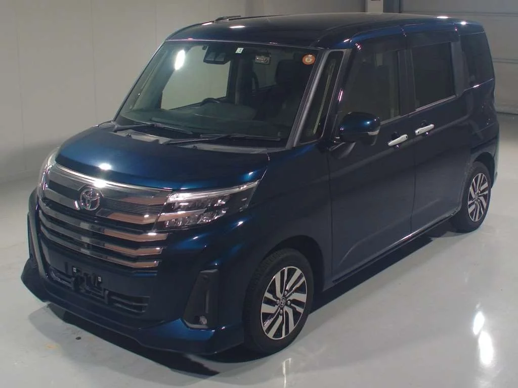 Toyota Roomy M900A 2023