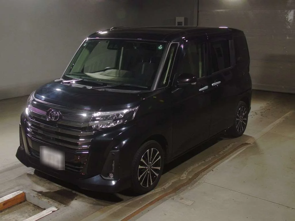 Toyota Roomy M900A 2021