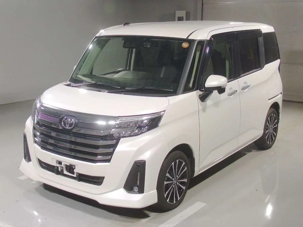 Toyota Roomy M900A 2024