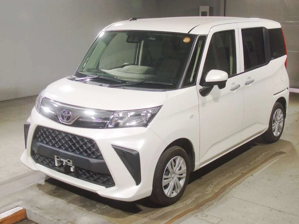 Toyota Roomy M900A 2022