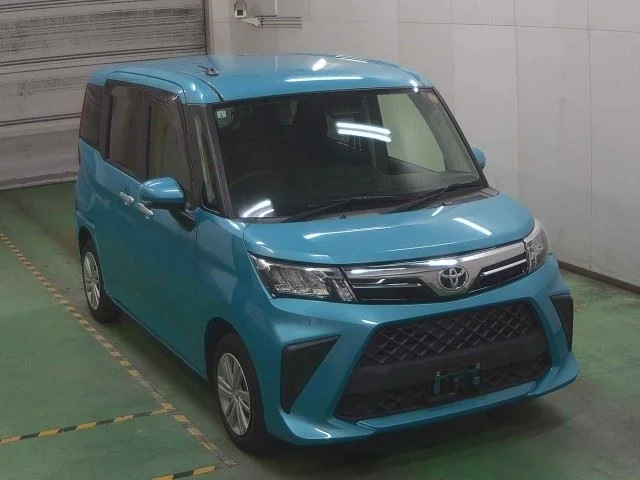 Toyota Roomy M900A 2021