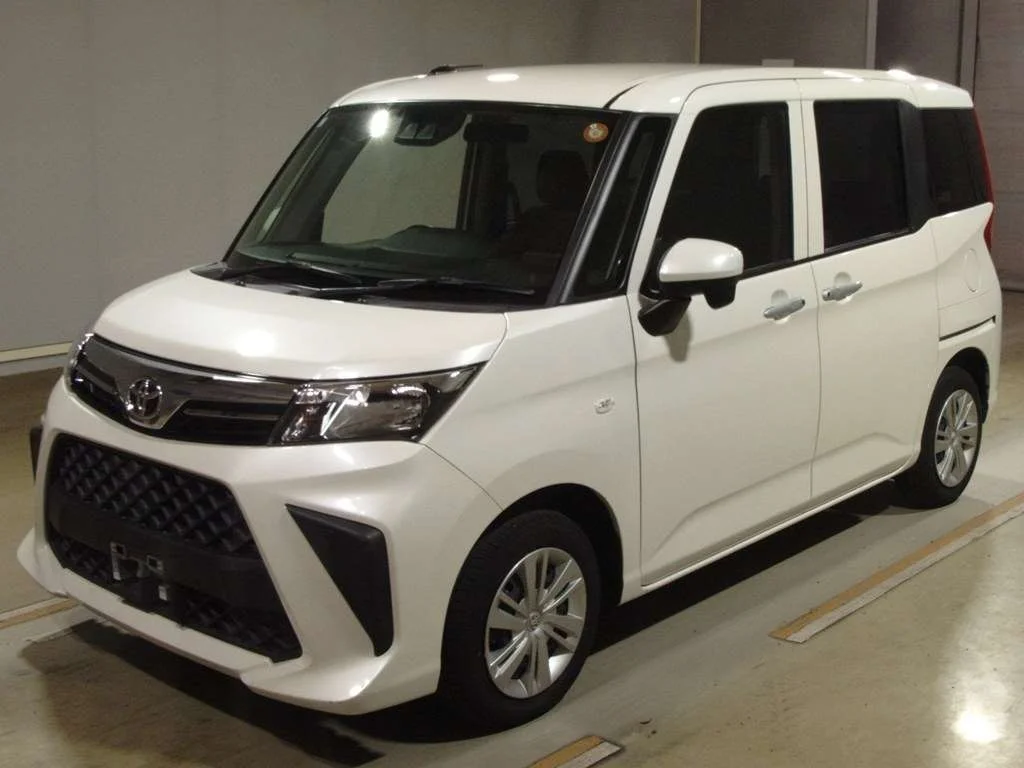 Toyota Roomy M900A 2022