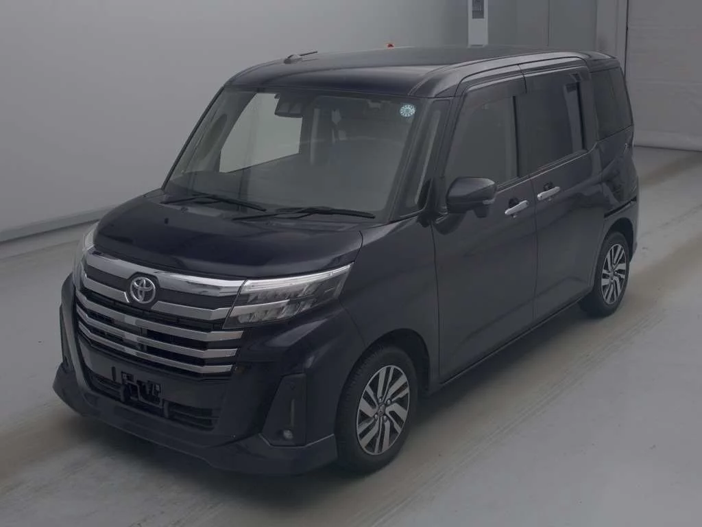 Toyota Roomy M900A 2021