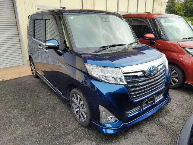 Toyota Roomy M900A 2019
