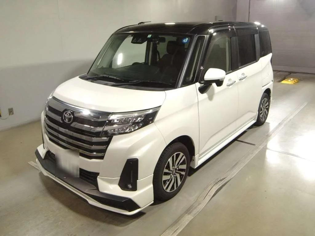 Toyota Roomy M900A 2022