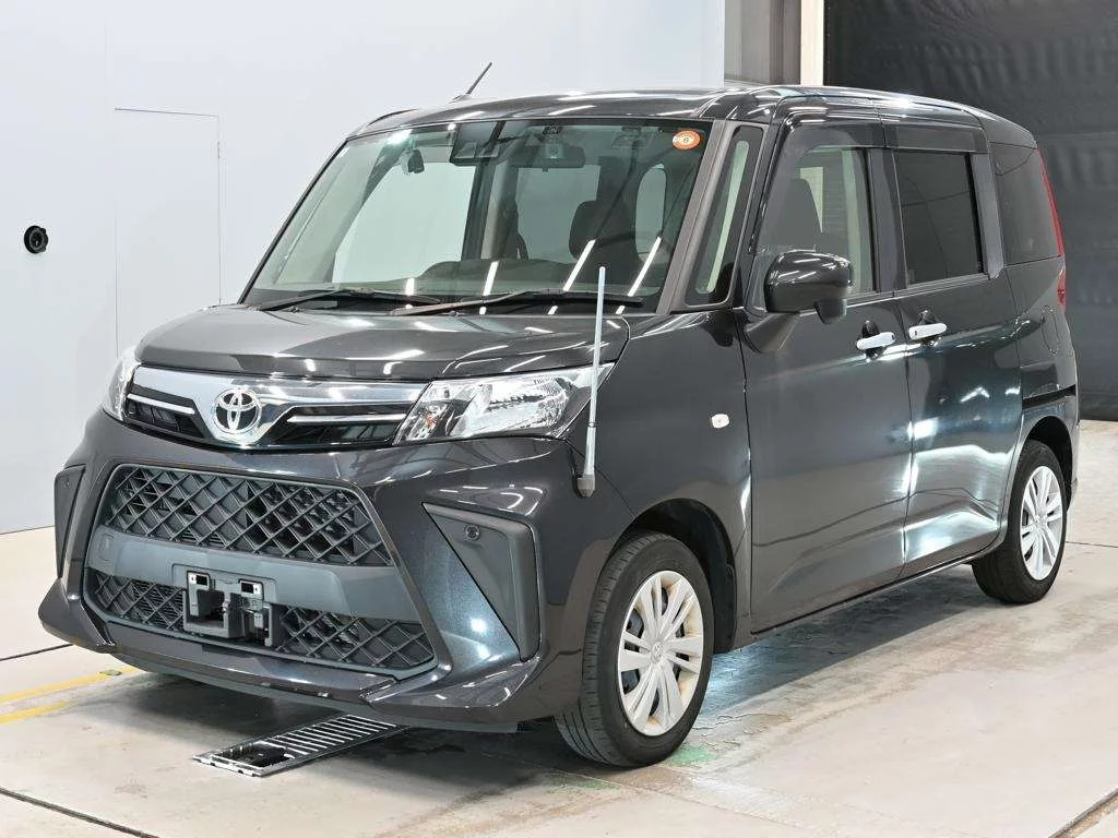Toyota Roomy M900A 2023