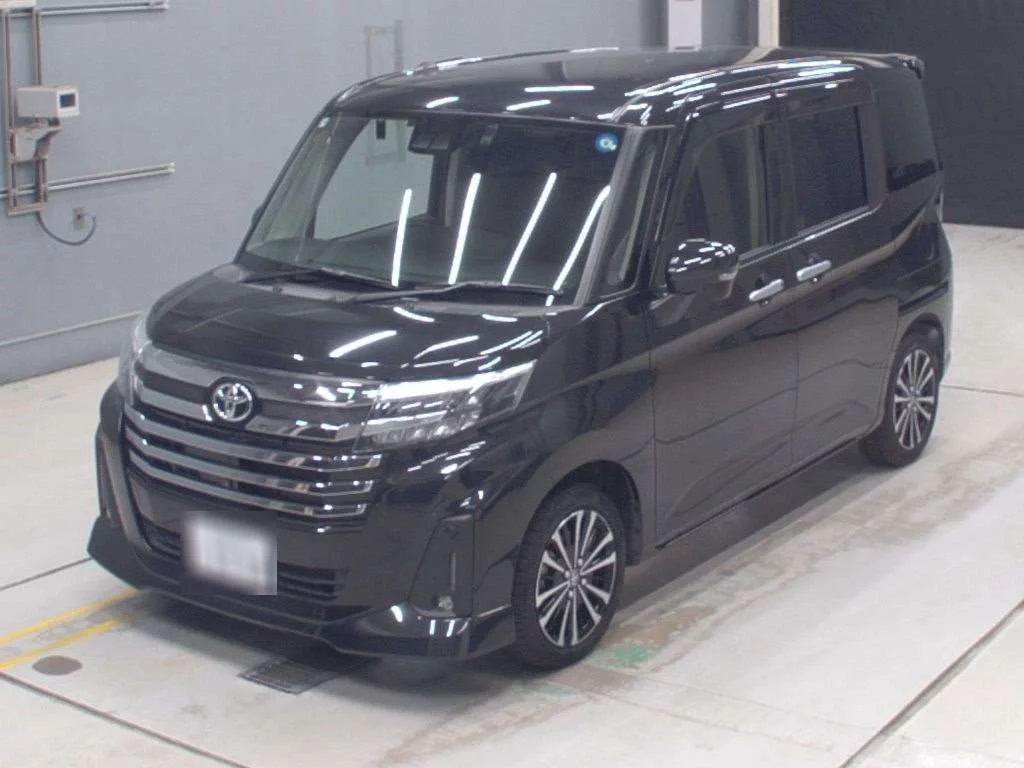 Toyota Roomy M900A 2021