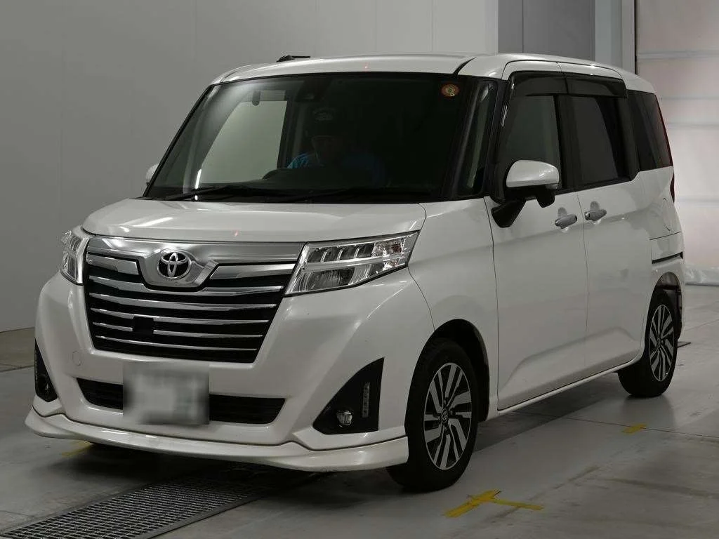 Toyota Roomy M910A 2018