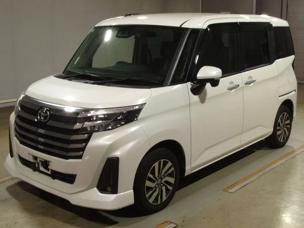 Toyota Roomy M900A 2022