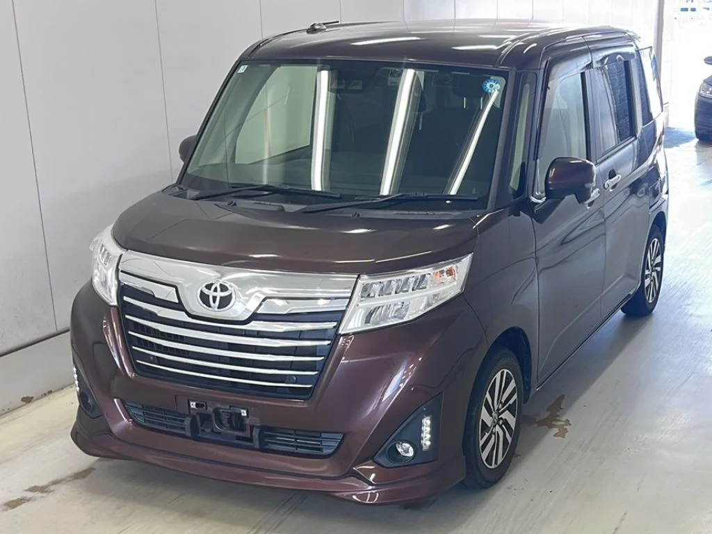 Toyota Roomy M900A 2019