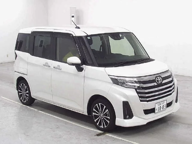 Toyota Roomy M900A 2025