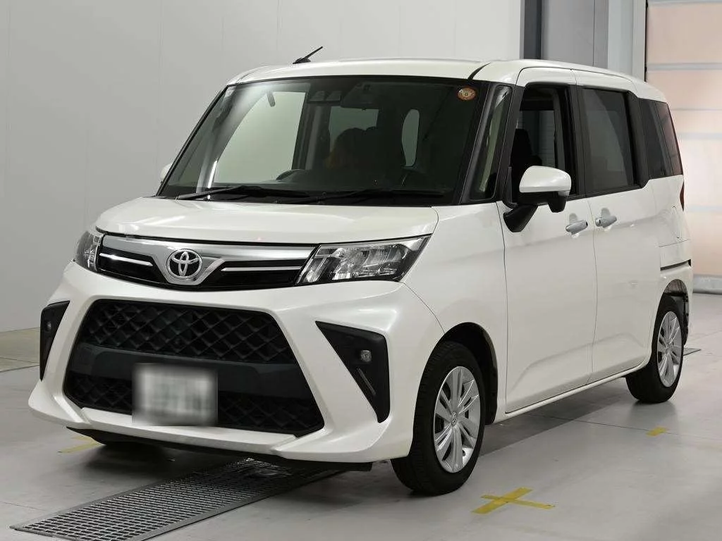 Toyota Roomy M910A 2022