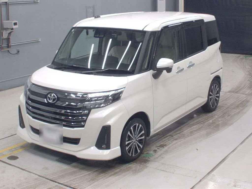 Toyota Roomy M900A 2024