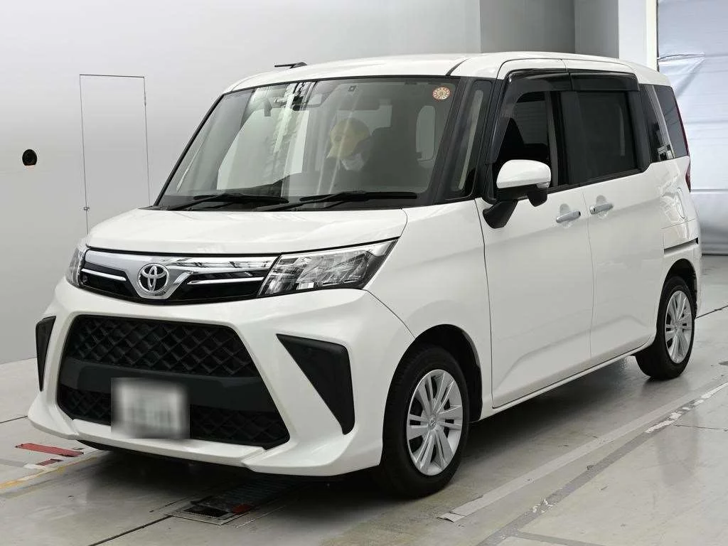 Toyota Roomy M900A 2022