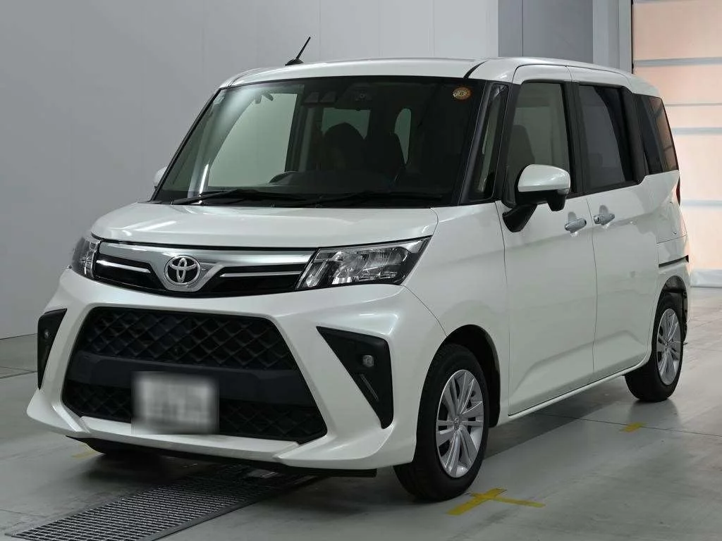 Toyota Roomy M910A 2022