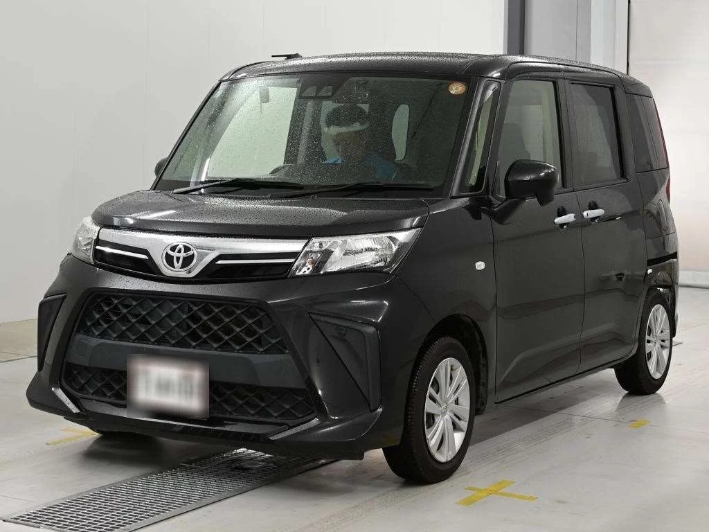 Toyota Roomy M900A 2021