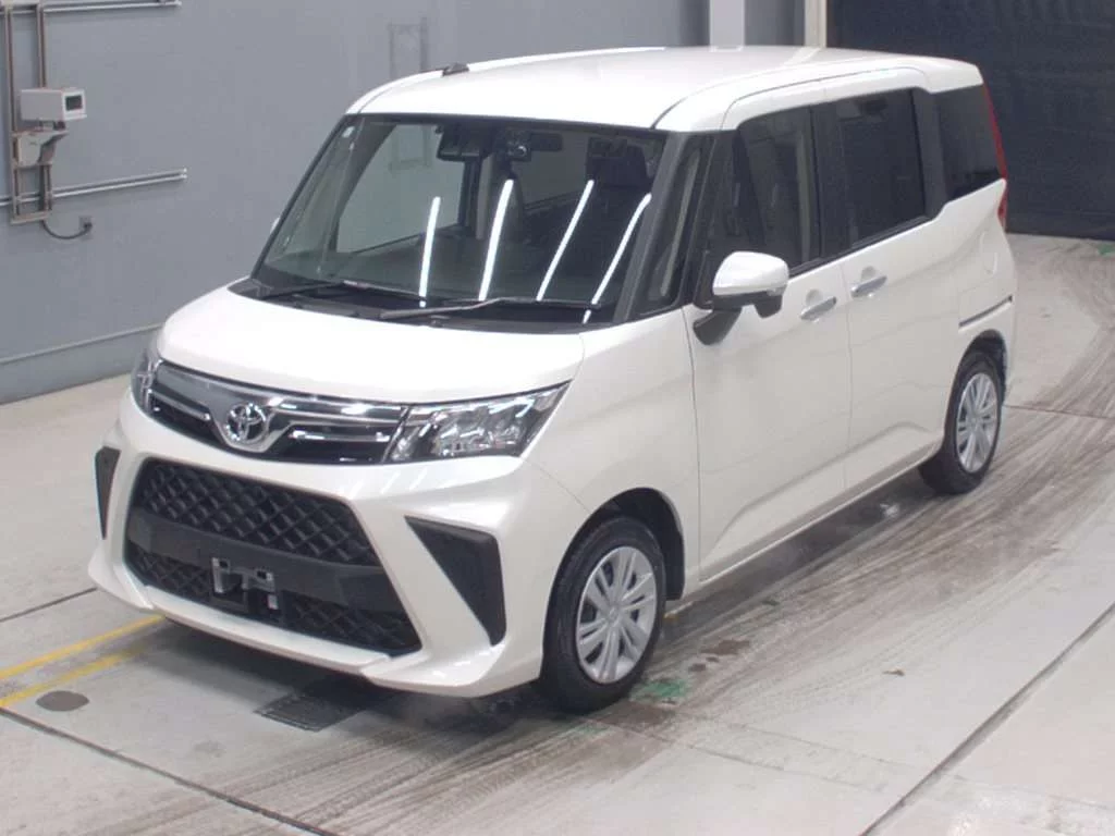 Toyota Roomy M900A 2021