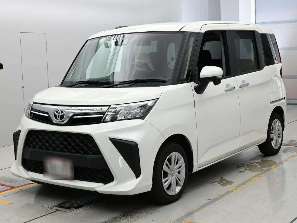Toyota Roomy M900A 2022