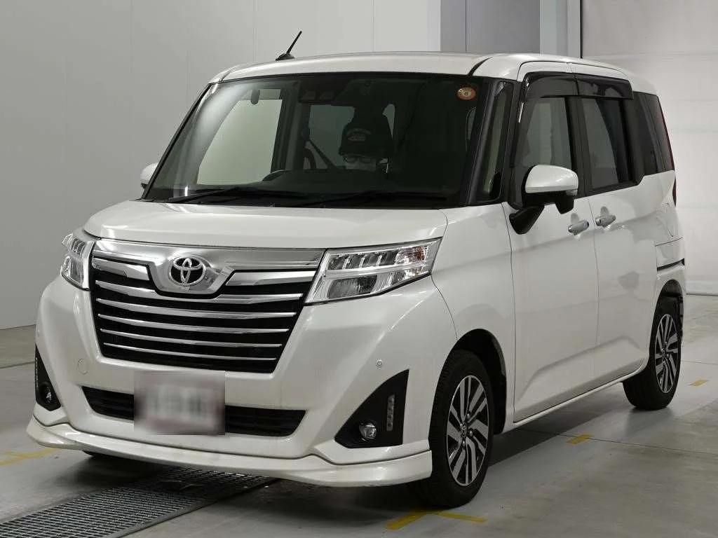 Toyota Roomy M900A 2019