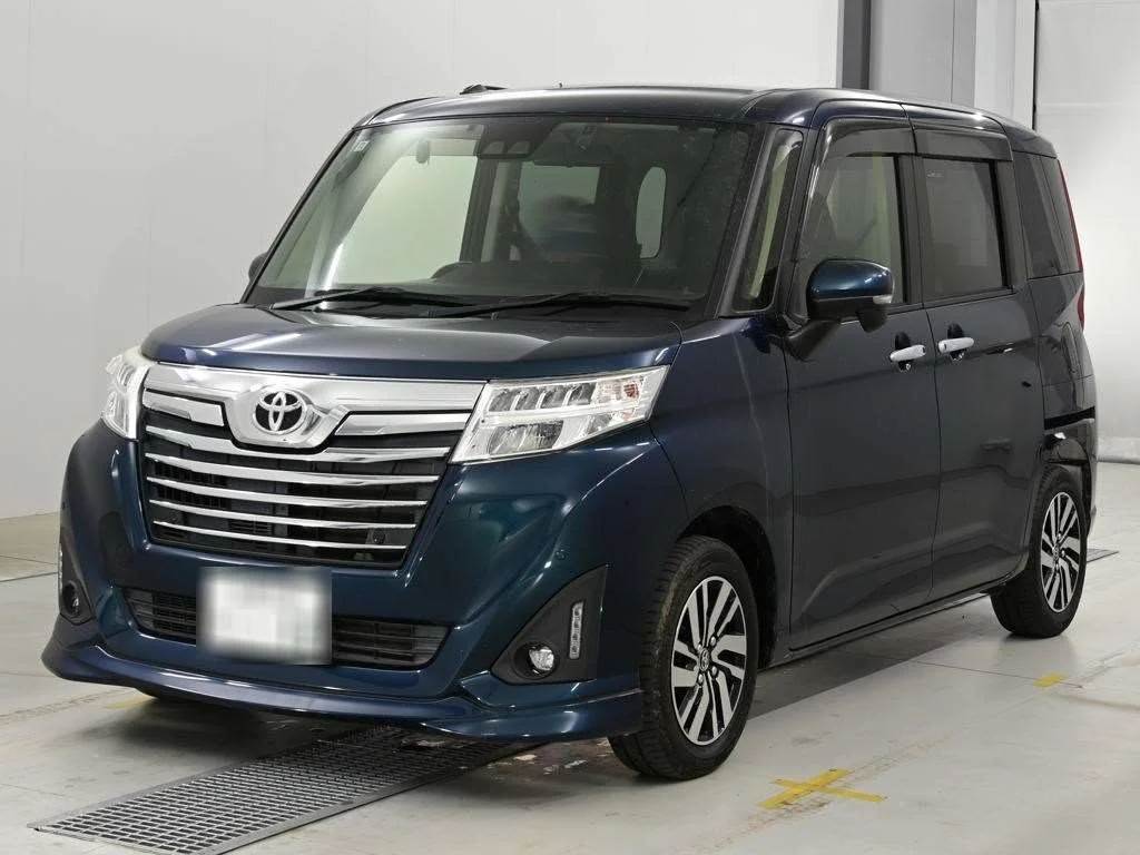 Toyota Roomy M900A 2018