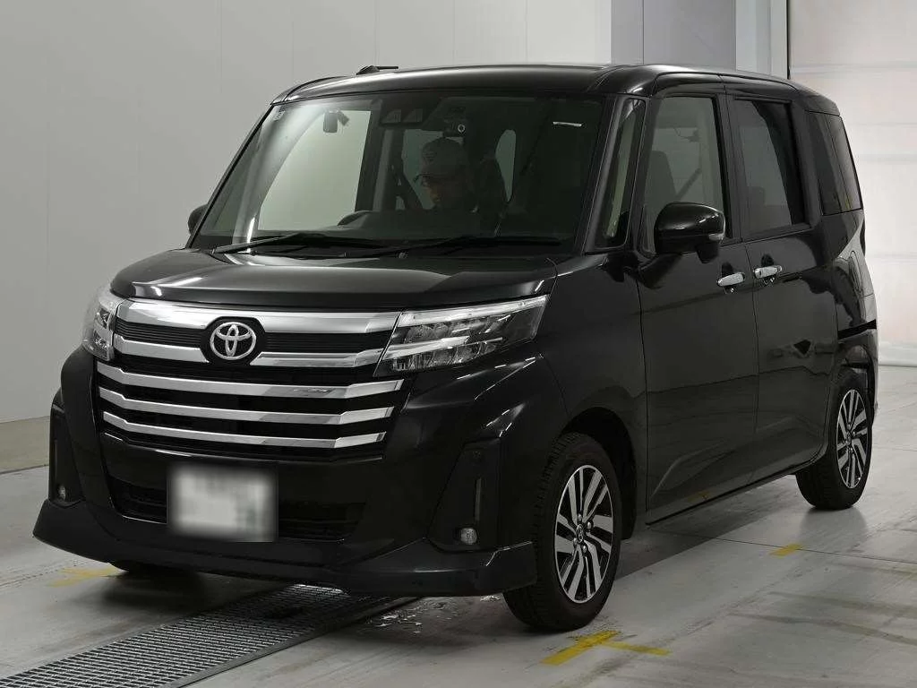 Toyota Roomy M900A 2022
