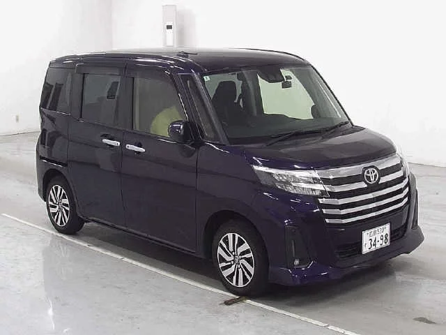 Toyota Roomy M900A 2022