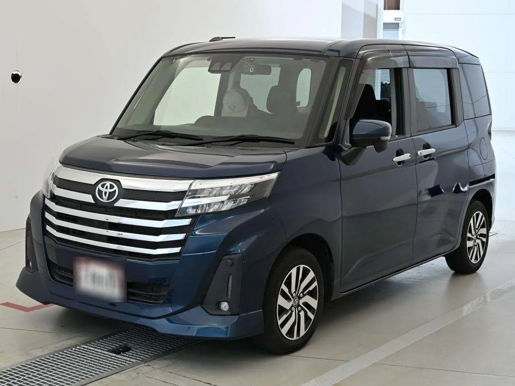 Toyota Roomy M900A 2021
