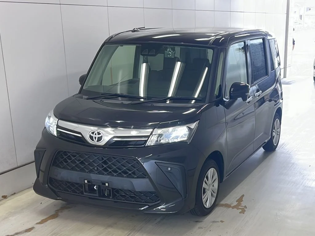 Toyota Roomy M900A 2021