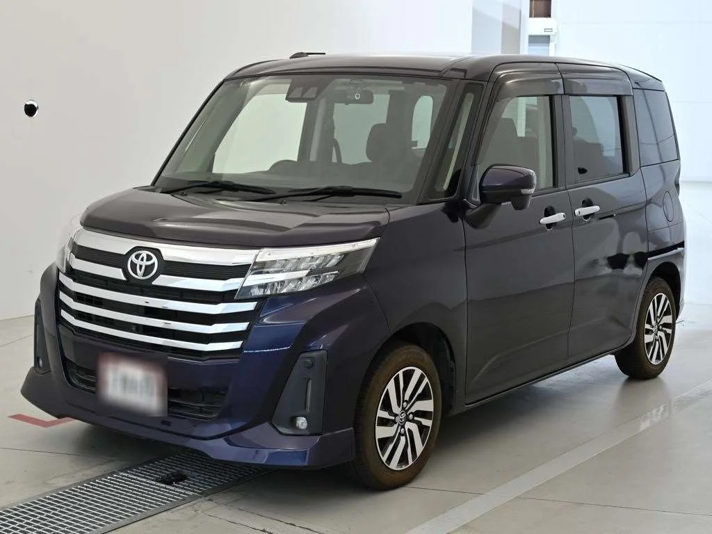 Toyota Roomy M900A 2021