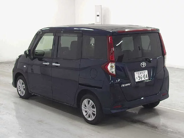 Toyota Roomy M900A 2024