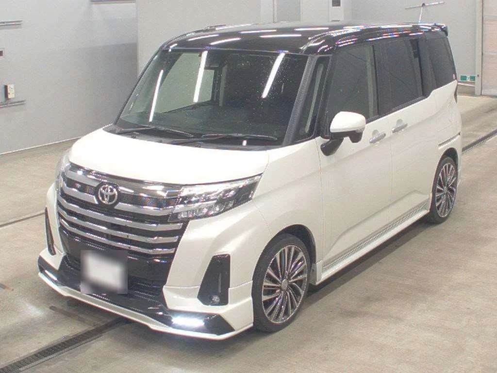 Toyota Roomy M900A 2021