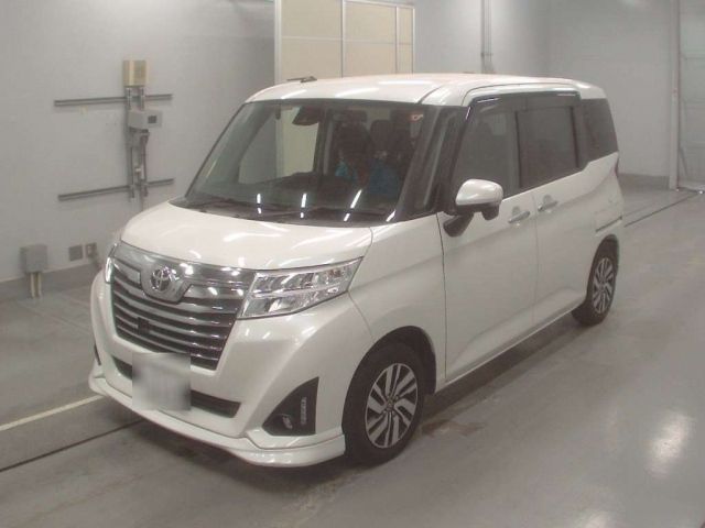 30553 Toyota Roomy M900A 2018 г. (CAA Tokyo)