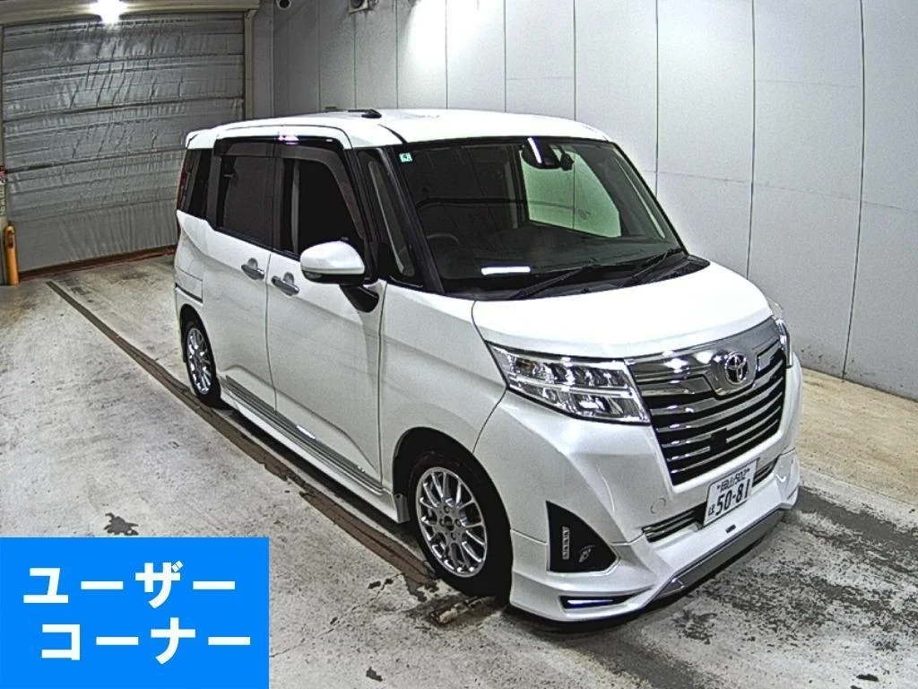 Toyota Roomy M900A 2018