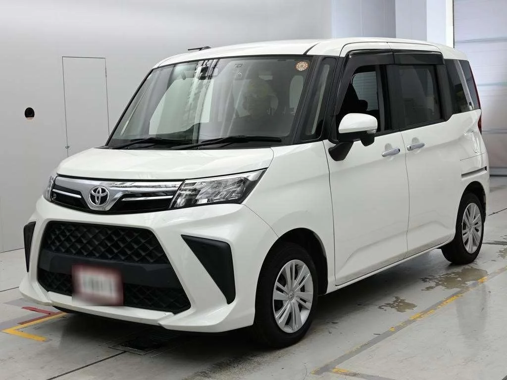 Toyota Roomy M900A 2021