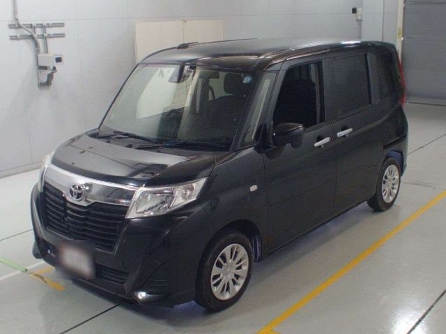 30688 Toyota Roomy M900A 2018 г. (CAA Chubu)