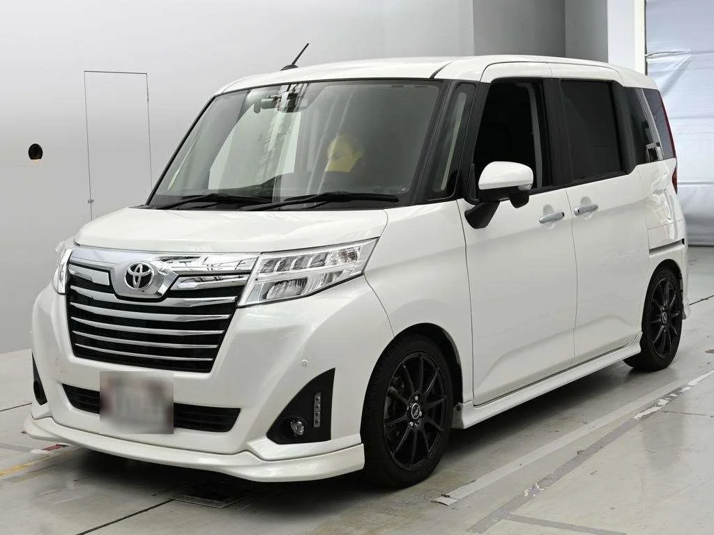 Toyota Roomy M900A 2019