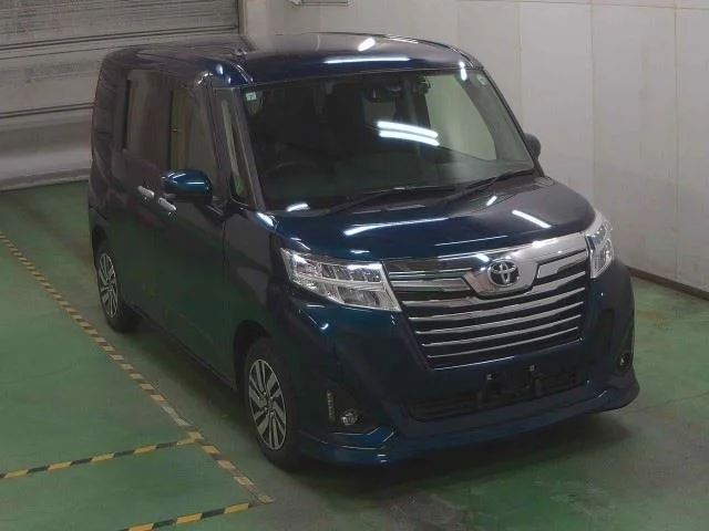Toyota Roomy M900A 2019