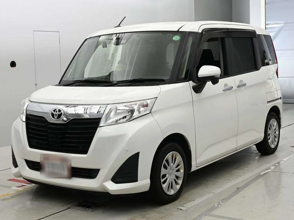 Toyota Roomy M900A 2019