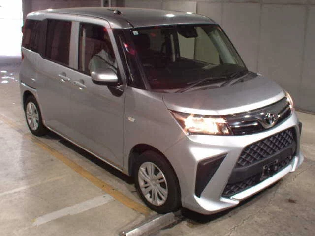 Toyota Roomy M900A 2021