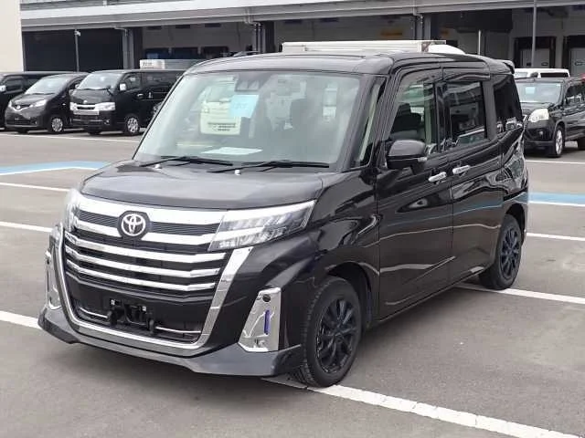 Toyota Roomy M900A 2021