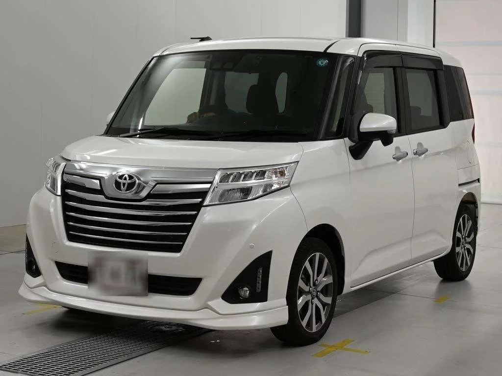 Toyota Roomy M900A 2020