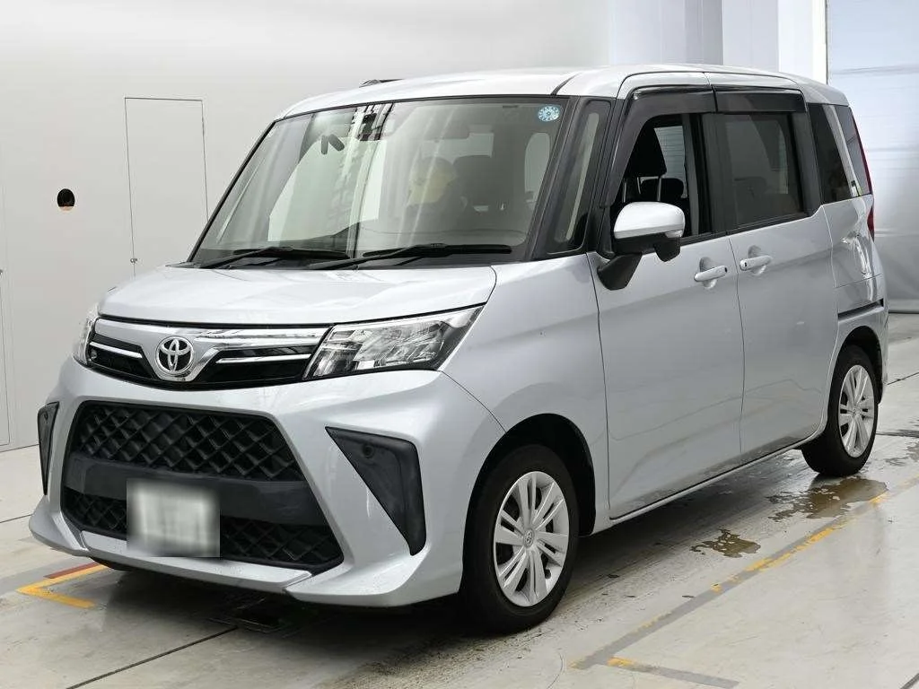 Toyota Roomy M900A 2021