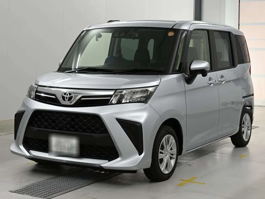 Toyota Roomy M900A 2025