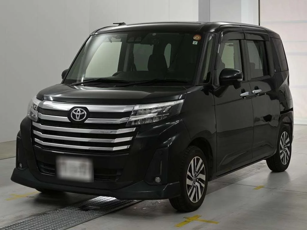 Toyota Roomy M900A 2021