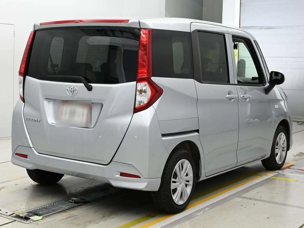 Toyota Roomy M900A 2022