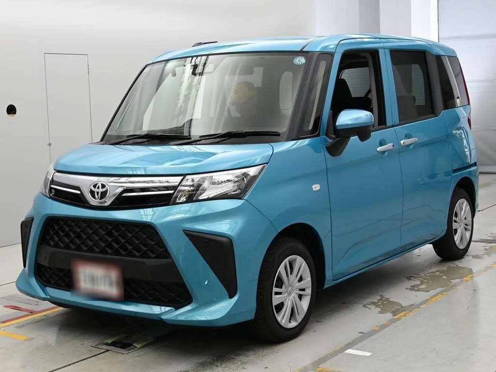 Toyota Roomy M900A 2026