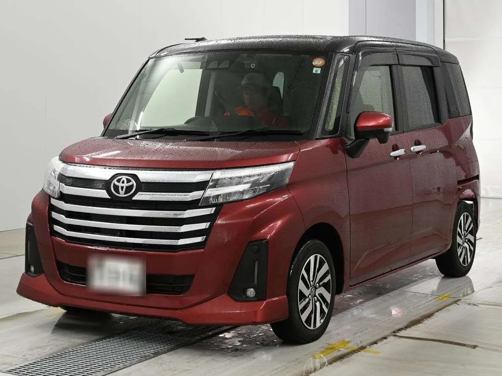 Toyota Roomy M900A 2021