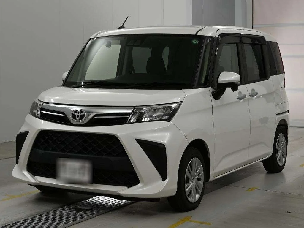 Toyota Roomy M900A 2021