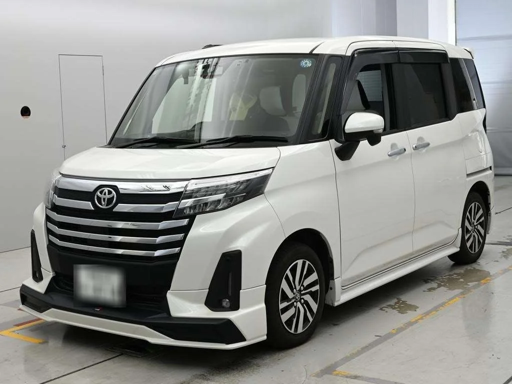 Toyota Roomy M910A 2023
